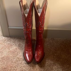 Fun red cowboy boots, size 9. Never worn brand new. No box
